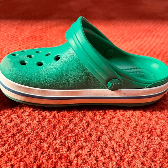 ❤️Host Pick❤️Kids Green Crocs - Picture 7 of 16